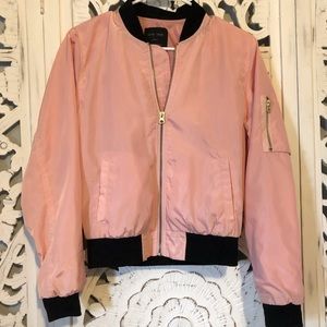 Super cute bomber